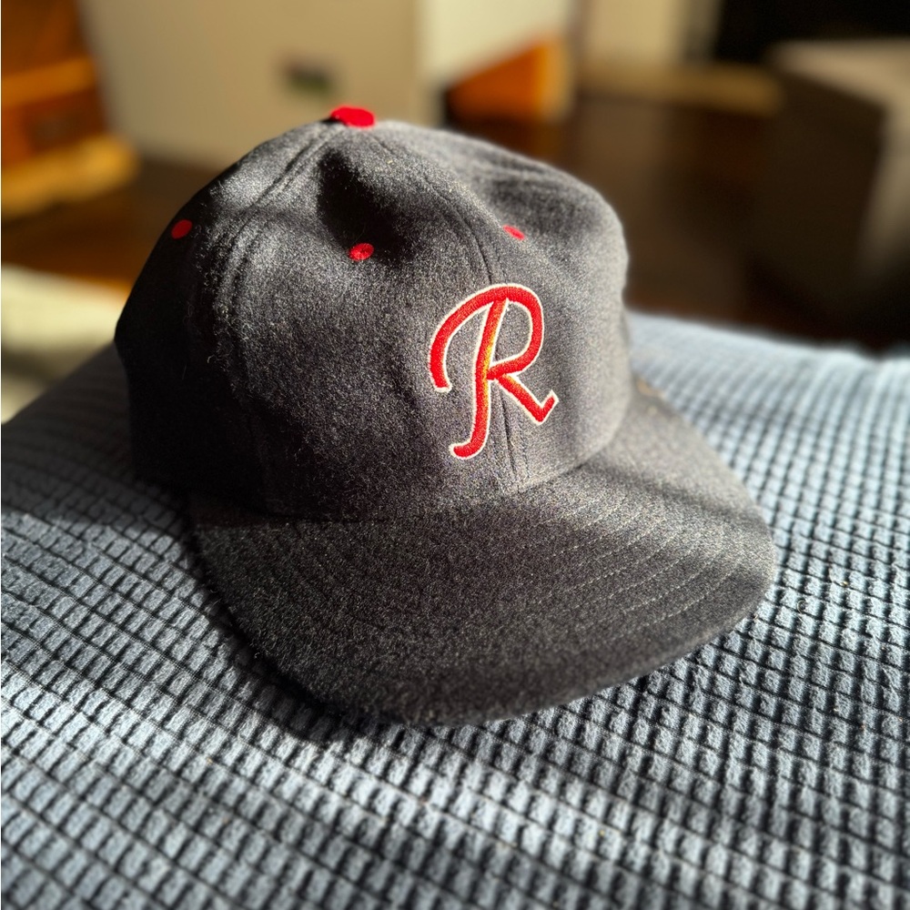 Seattle Rainiers cap - 7 3/8